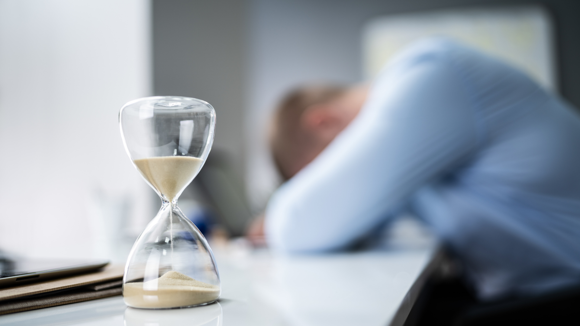 metoda-time-blocking-jak-przejac-kontrole-nad-biurowym-kalendarzem-i-przestac-pracowac-po-godzinach